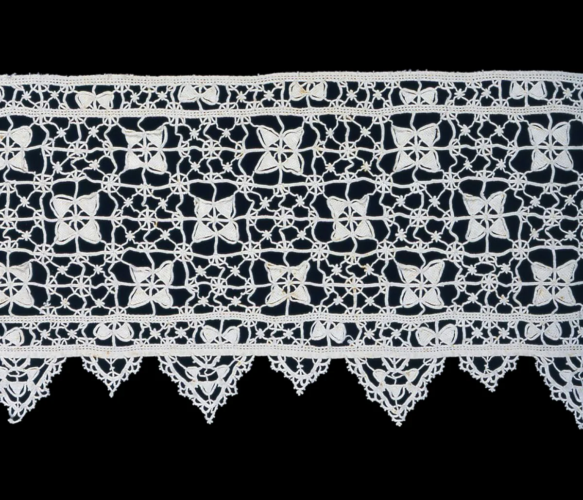 Border by Italy, textile, 1875-1900
