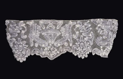 Fragment (Border) by Eastern Europe, textile, 1775-1825