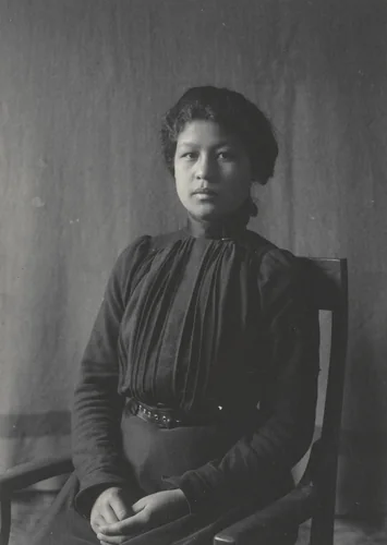 Adele Quinney. Stockbridge Tribe. A girl whose every physical measurement is artistically correct by Frances Benjamin Johnston, photograph, 1899