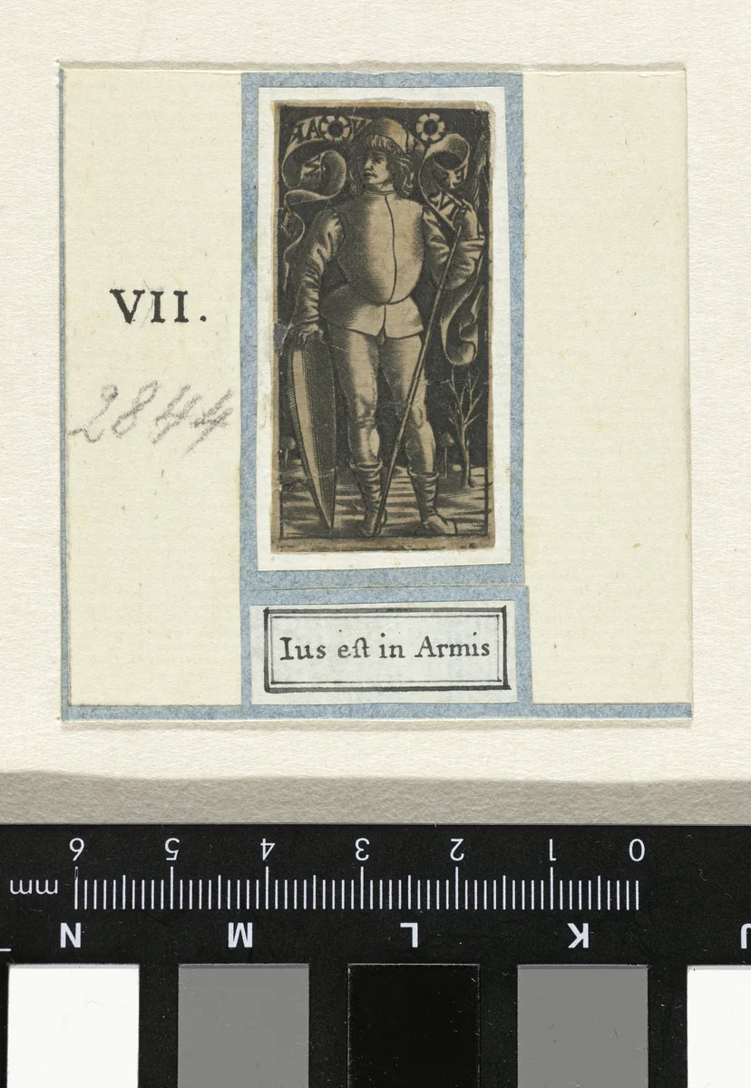 Staande jongeman met schild en lans en banderol by anonymous, print, 1450-1499
