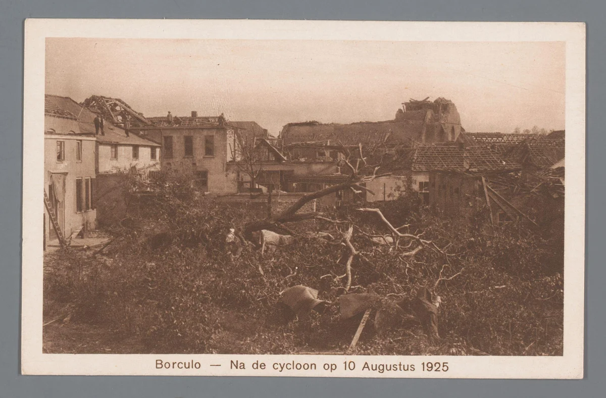 Borculo -- Na de cycloon op 10 augustus 1925 by Weenenk & Snel, other, 1925