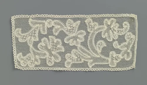 Strook gemengde kant met brede spiraalrank by anonymous, other, 1690-1699