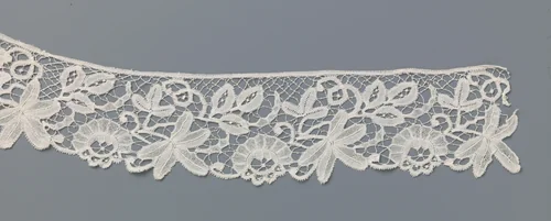 Strook kloskant met vijfblad by anonymous, other, 1890