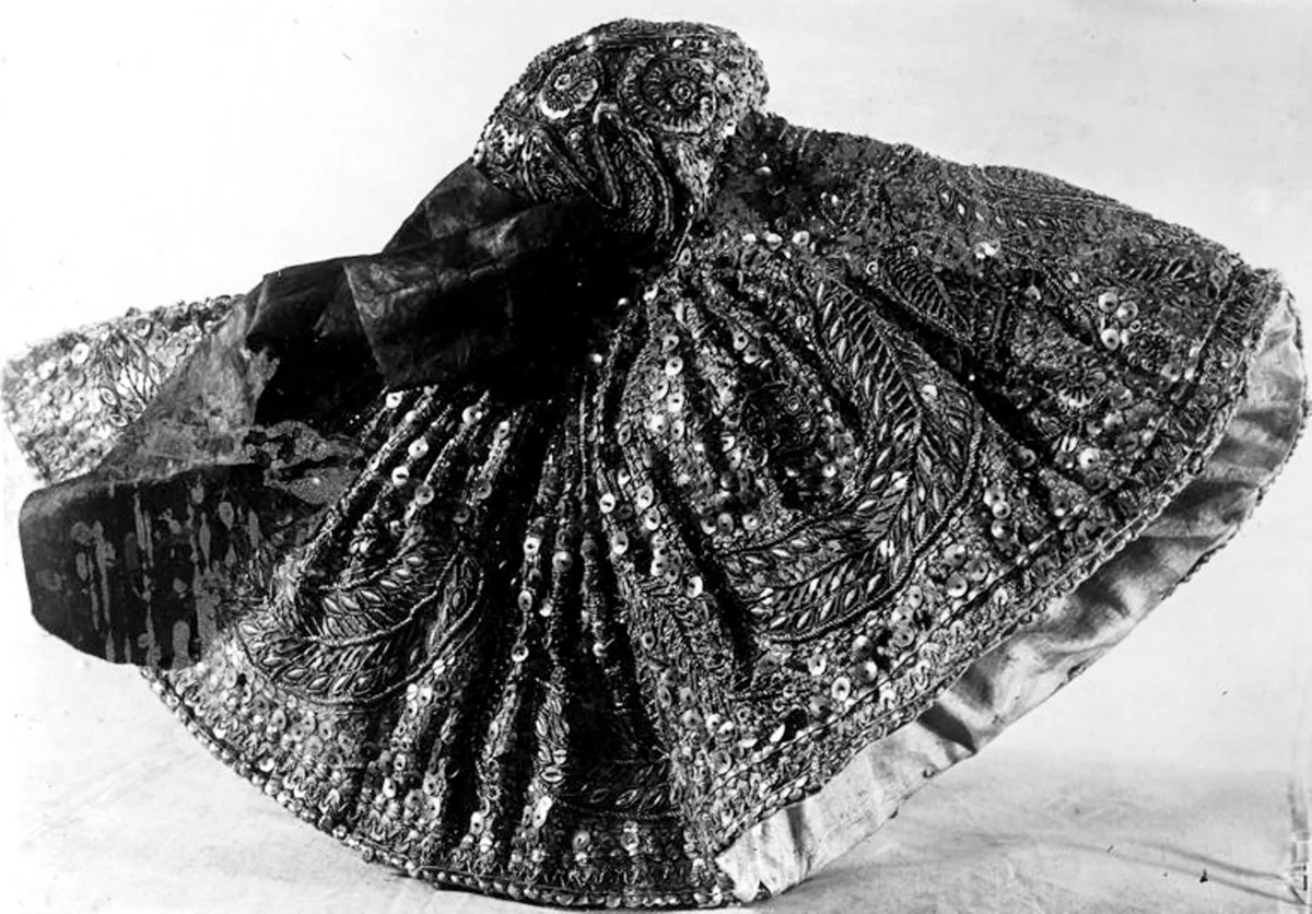 Headdress by Austria, textile, 1801-1900