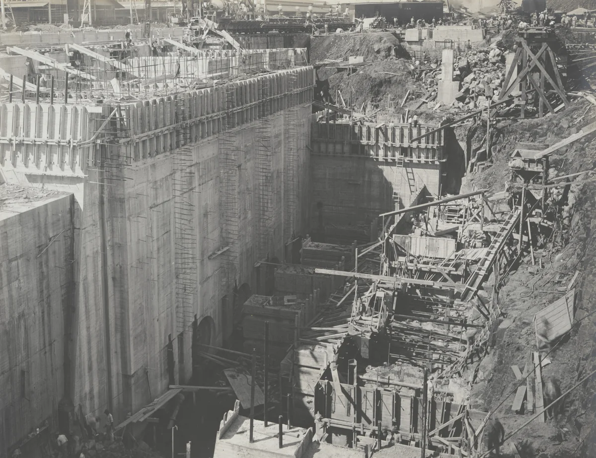 Balboa Terminals. Dry Dock No. 1. South Wall of Pump Well by Unidentified Photographer, photograph, 1915