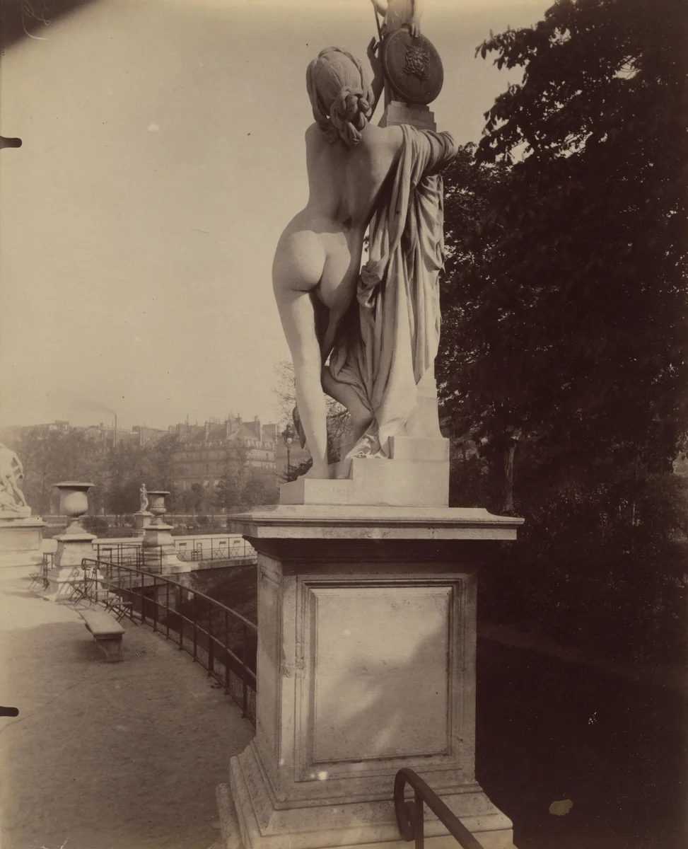 Tuileries by Eugène Atget, photograph, 1911