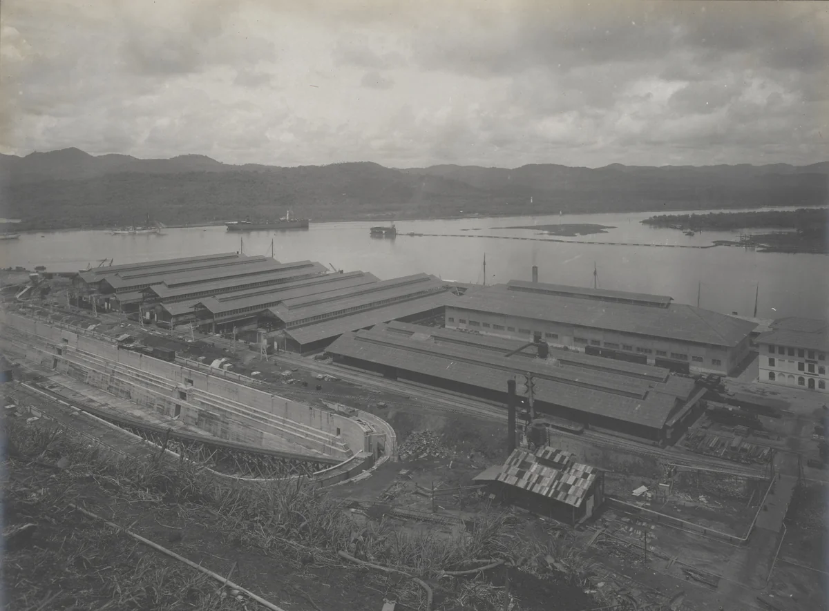Balboa Terminals. General view of shop buildings and Dry Dock from Sosa Hill by Unidentified Photographer, photograph, 1915