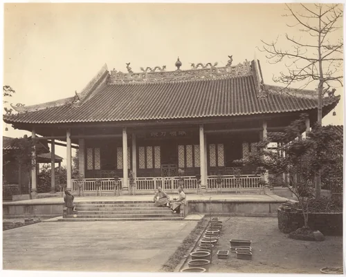 Mandarin Dwelling, Canton by John Thomson, photograph, 1869