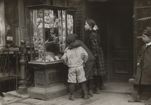 Picking the Christmas Card for Teacher by The Pictoral News Company, photograph, 1910