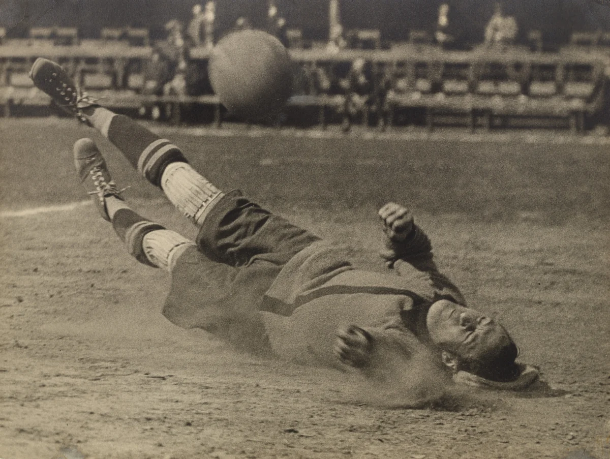 Untitled by Martin Munkacsi, photograph, 1925