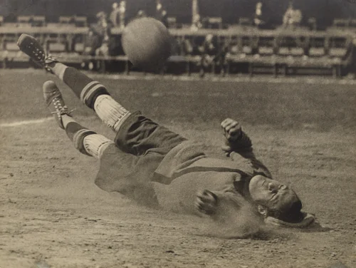 Untitled by Martin Munkacsi, photograph, 1925