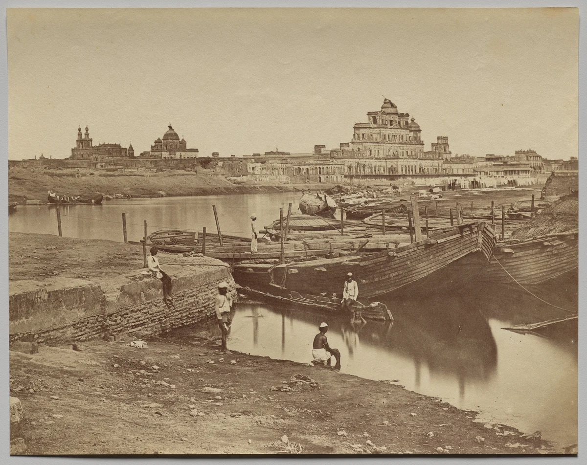 Bridge of Boats over the Gumti River near the Chattar Manzil and Fusseed Bakah or Old Palace by Felice A. Beato, photograph, 1858